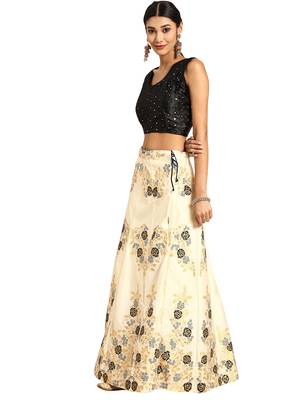 Women Cream Woven Zari Silk Blend Semi Stitched Lehenga 4