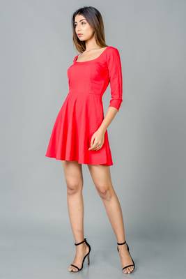 Red plain crepe short dresses 3