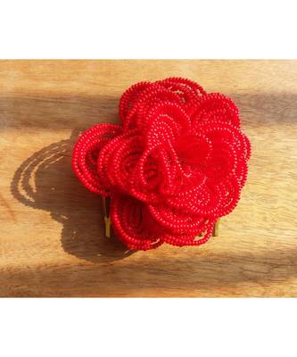 Scarlet Bloom Hair Clip 2