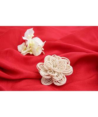 Snow Petals Hair Comb 1