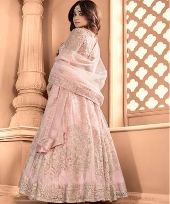  Shamita Shetty Light Pink Embroidery Wedding Anarkali suit 2