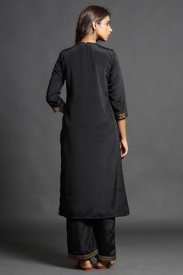 Black plain crepe ethnic-kurtis 2