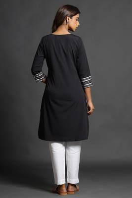 Black plain crepe ethnic-kurtis 2