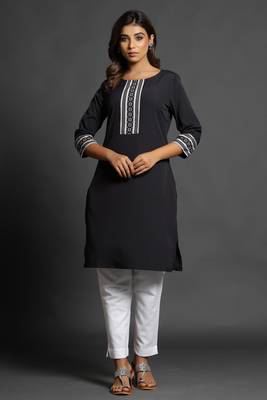 Black plain crepe ethnic-kurtis 1