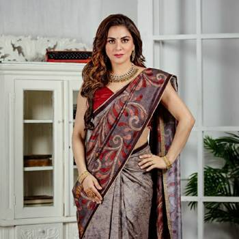 Shraddha arya Grey woven tussar_silk saree with blouse 1
