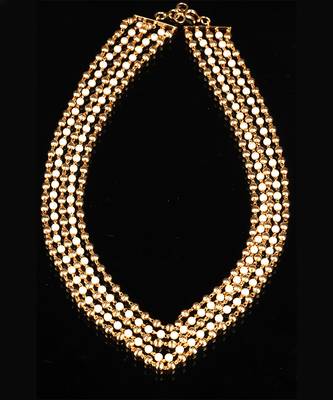 Gold necklace-sets 4