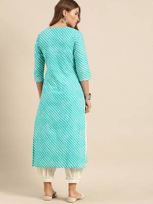 Turquoise Blue & White Leheriya Printed Paneled Kurta 3