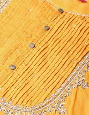 Women Mustard Yellow Yoke Design Straight Kurta 5
