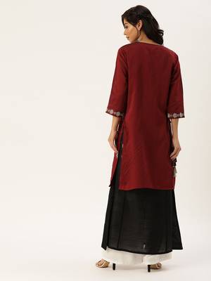 Women Black Solid A Line Kurta With Maroon Jacket 4