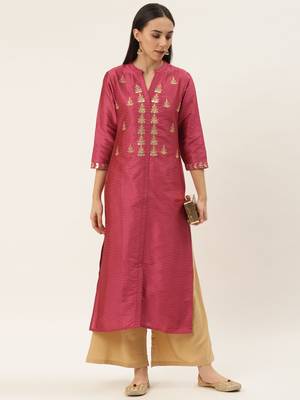 Women Coral Pink Embroidered Straight Kurta 4