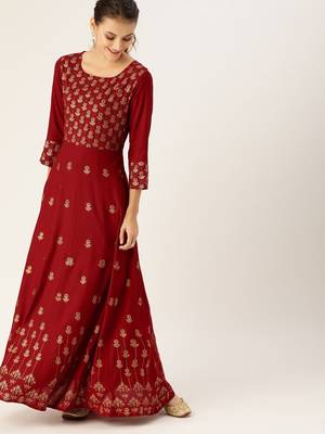 Women Maroon & Gold Toned Printed Anarkali Kurta 2