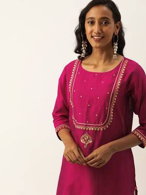 Women Magenta & Gold Toned Yoke Design Straight Kurta 2