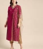 Women Magenta Pink & Gold Coloured Embroidered Kurta With Trousers & Dupatta