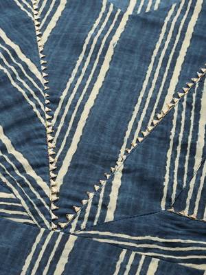 Women Blue & Off White Striped A Line Kurta 4