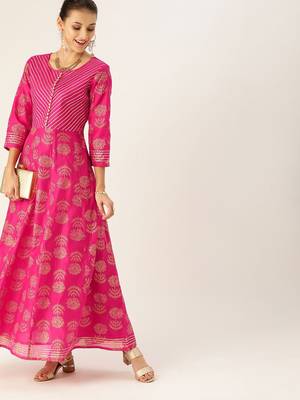 Women Pink & Gold Toned Embellished Anarkali Kurta 3