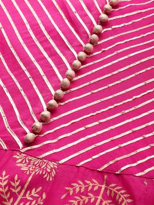 Women Pink & Gold Toned Embellished Anarkali Kurta 5