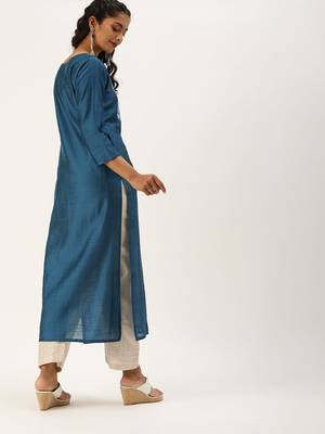 Women Teal Blue Yoke Design Straight Kurta 3