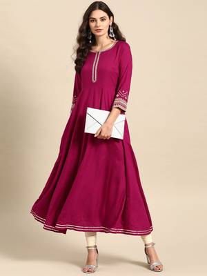 Women Magenta Pink Embroidered Anarkali Kurta 1