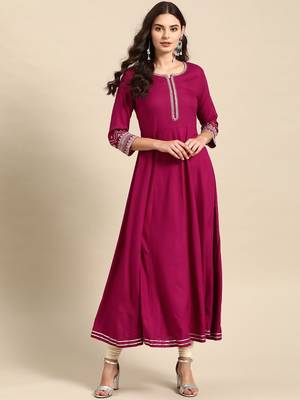 Women Magenta Pink Embroidered Anarkali Kurta 5