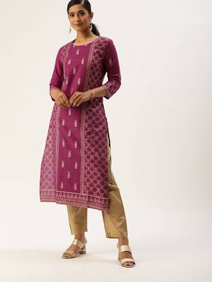 Women Magenta Pink & Gold Toned Foil Printed Straight Kurta 5