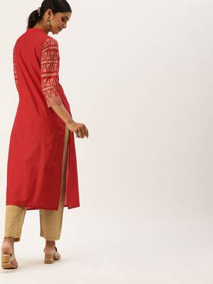 Women Maroon & Gold Toned Foil Printed Straight Kurta 3