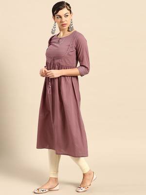 Women Mauve Sequinned Pure Cotton Gathered Keyhole Neck Kurta With Zari Work 1