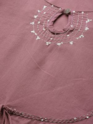Women Mauve Sequinned Pure Cotton Gathered Keyhole Neck Kurta With Zari Work 3