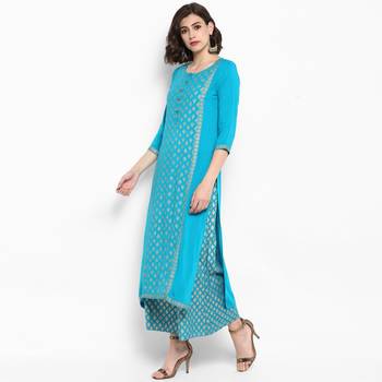 Women Blue & Golden Printed Straight Kurta 1