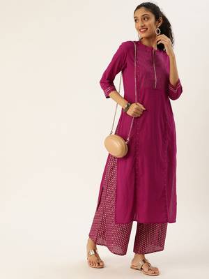 Women Magenta & White Printed Kurta With Palazzos 2