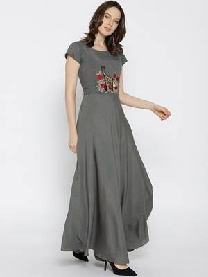 Women Grey Solid Maxi Dress 2