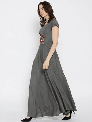 Women Grey Solid Maxi Dress 4