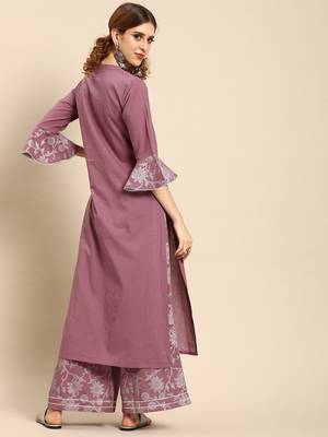 Mauve Zari Embroidered Straight Kurta With Overall Elasticated Printed Straight Palazzo 5