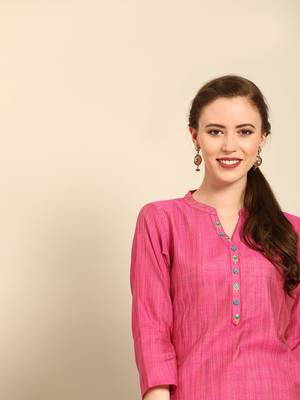 Fushcia Silk Kurta With Floral Embroidery On Placket and 3/4th Sleeves. 3