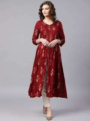 Women Maroon & Golden Printed A Line Kurta 1