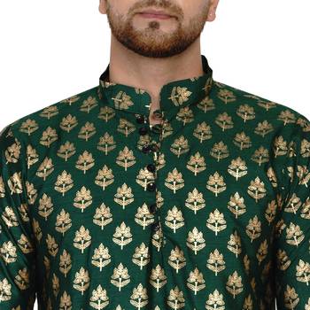 Green printed banarasi dhoti-kurta 5