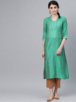 Sea green Straight kurta with zari embroidery on neckline and sleeves. 1