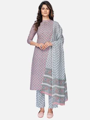 Women's Printed & Sequience Work Straight Cotton Light Pink Kurta With Pant & Dupatta 1