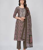 Women's Print & Pitan Work Straight Cotton Green Kurta With Pant & Dupatta