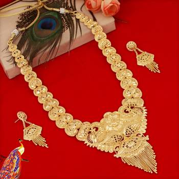 Gold jewellery 1