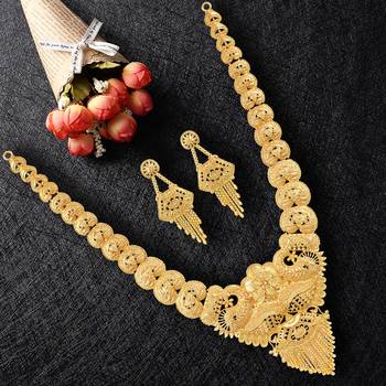 Gold jewellery 2