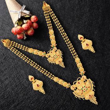 Gold jewellery 2