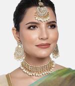 Traditional Kundan & Pearl Studded Choker Necklace Jewellery Set For Women 