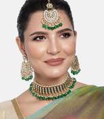 Traditional Kundan & Pearl Studded Choker Necklace Jewellery Set For Women 