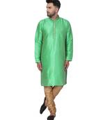 Green embroidered jaquard kurta-pajama