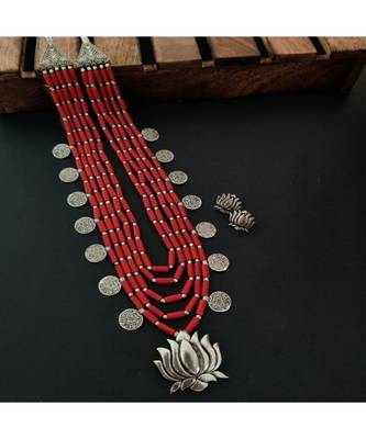 Red Pipe Lotus Pendant Necklace Set 1