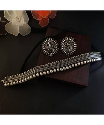 Antique Silver Choker With Stud 1