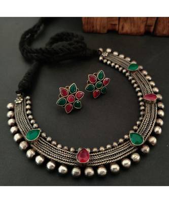 Green And Pink Kundan Stone Necklace With Stud 1