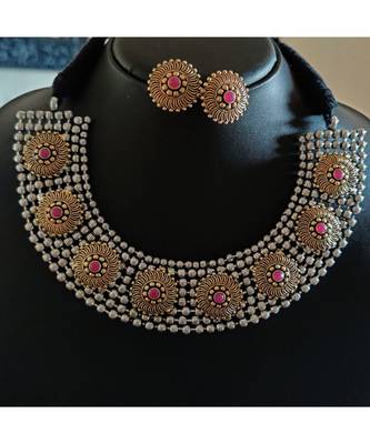 Dual Tone Necklace Set In Pink Kundan Stone 1