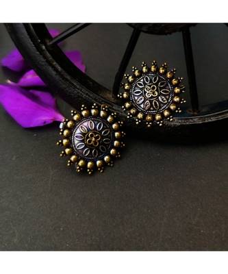 Dual Tone Stud 1
