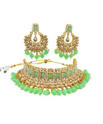 Sizzling Charming Women Necklaces & Chains 1